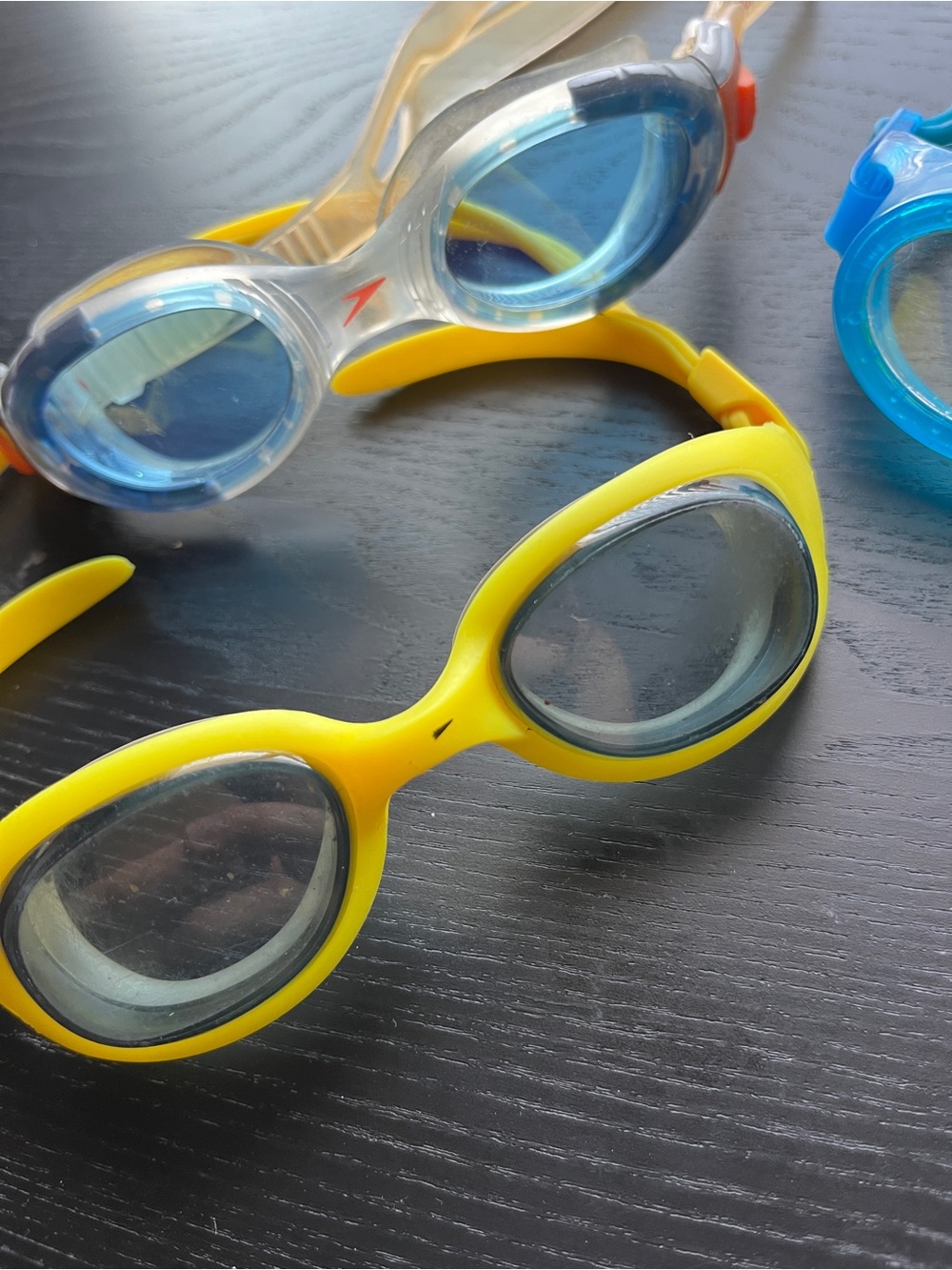Speedo Swim Goggles Lot of 4 Blue Green Yellow Clear Biofuse Adjustable Straps - Picture 14 of 16